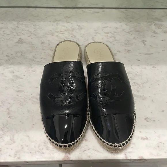Authentic Chanel espadrilles black - Picture 1 of 5